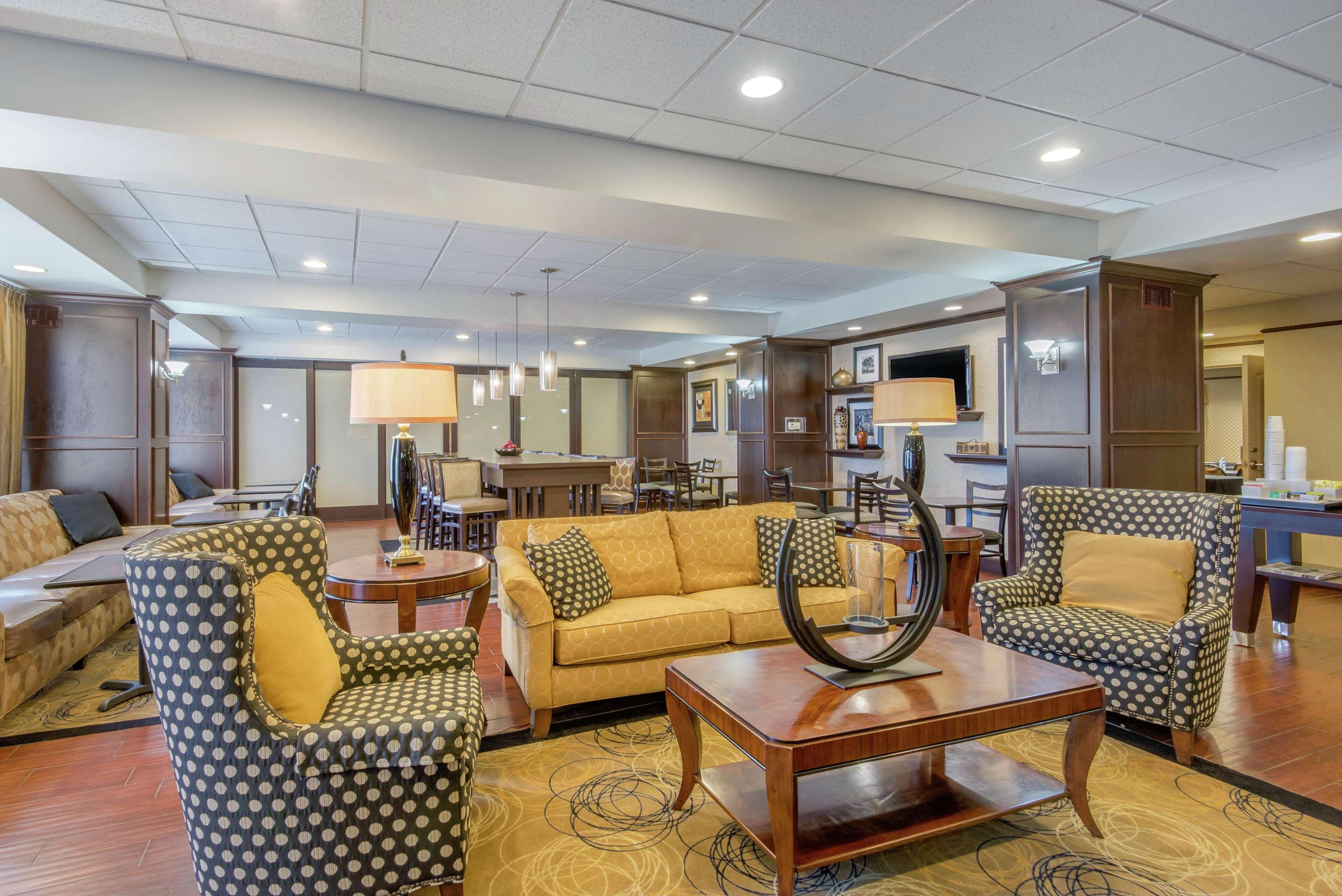 Hampton Inn Meadville Eksteriør bilde