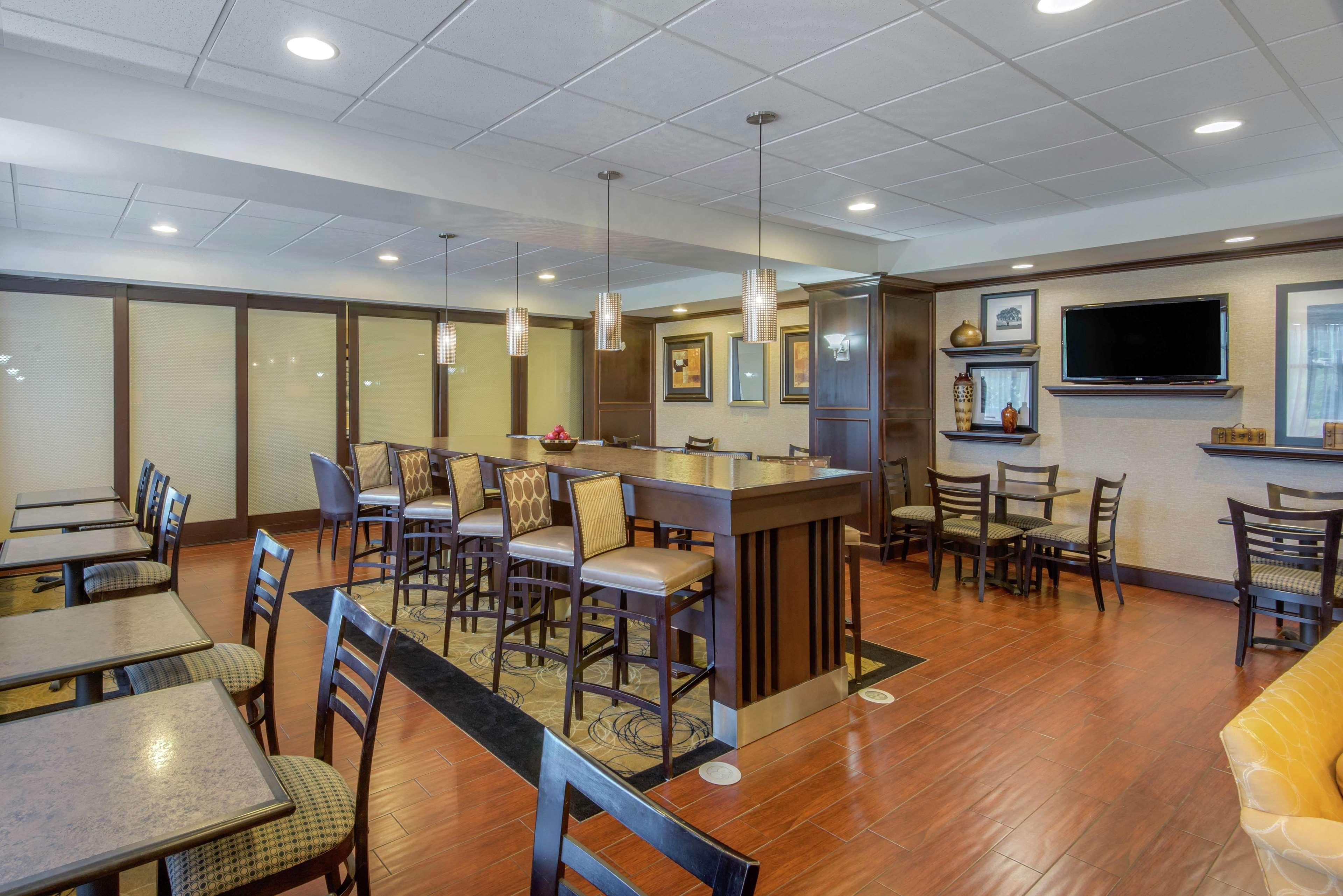 Hampton Inn Meadville Eksteriør bilde