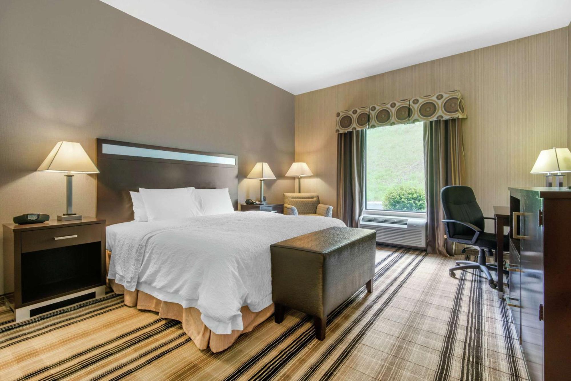 Hampton Inn Meadville Eksteriør bilde